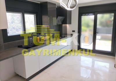 Silivri Klasis Otel Bölgesinde Satılık Müstakil Sıfır Villa