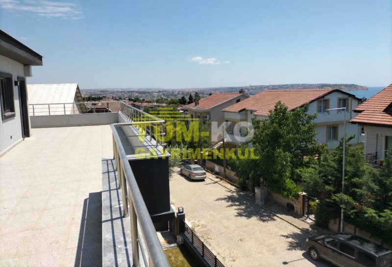 Silivri Klasis Otel Bölgesinde Satılık Müstakil Sıfır Villa