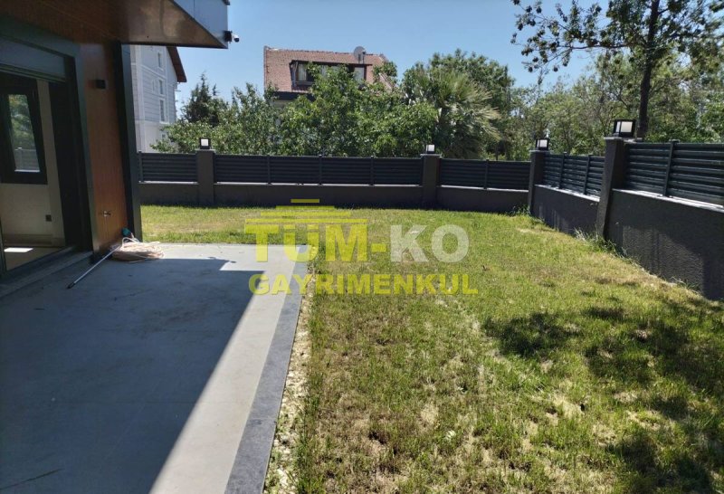 Silivri Klasis Otel Bölgesinde Satılık Müstakil Sıfır Villa