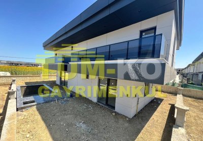 Silivri Selimpaşa'da Satılık Müstakil Havuzlu Sıfır Villa