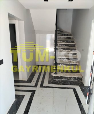 Silivri Selimpaşa'da Satılık Müstakil Havuzlu Sıfır Villa