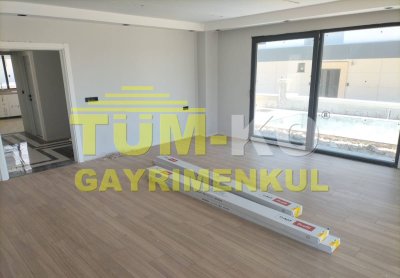 Silivri Selimpaşa'da Satılık Müstakil Havuzlu Sıfır Villa
