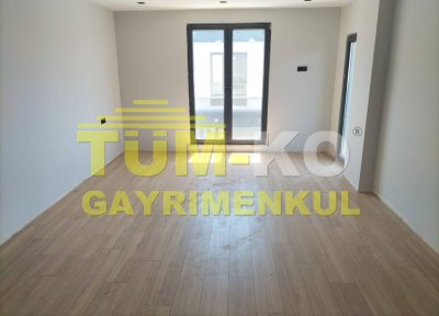 Silivri Selimpaşa'da Satılık Müstakil Havuzlu Sıfır Villa