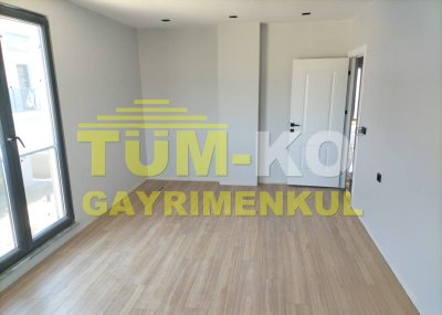 Silivri Selimpaşa'da Satılık Müstakil Havuzlu Sıfır Villa