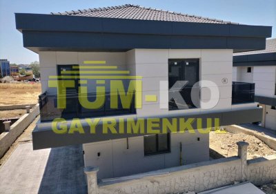 Silivri Selimpaşa'da Satılık Müstakil Havuzlu Sıfır Villa