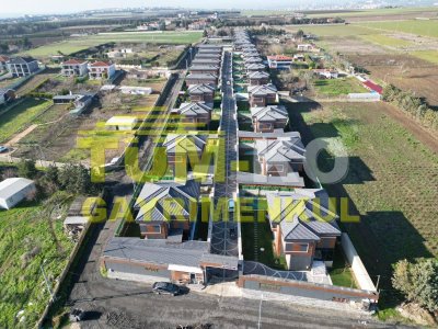 Kavaklı'da Site İçi Müstakil Havuzlu Villa