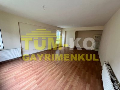 Selimpaşa Emlak Konutlarında Satılık 3+1 Daire