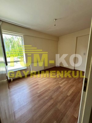 Selimpaşa Emlak Konutlarında Satılık 3+1 Daire