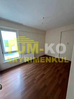 Selimpaşa Emlak Konutlarında Satılık 3+1 Daire