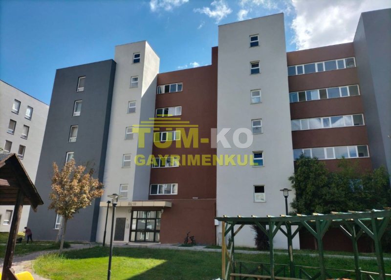 Selimpaşa Emlak Konutlarında Satılık 3+1 Daire