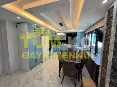 Silivri Kavaklı'da Satılık Havuzlu Lüks Villa