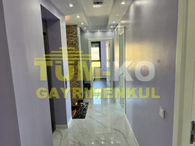 Silivri Kavaklı'da Satılık Havuzlu Lüks Villa