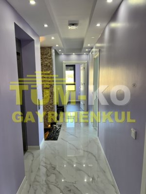 Silivri Kavaklı'da Satılık Havuzlu Lüks Villa