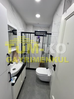 Silivri Kavaklı'da Satılık Havuzlu Lüks Villa