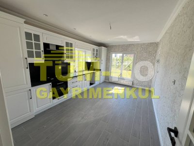 Silivri'da Kavaklı Modern Tasarım Ahşap Villa