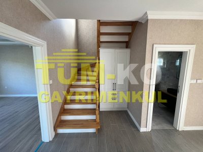 Silivri'da Kavaklı Modern Tasarım Ahşap Villa