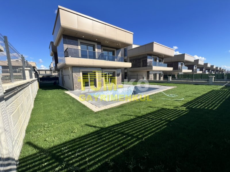 Silivri Kavaklı Aliya Konaklarında KİRALIK villa