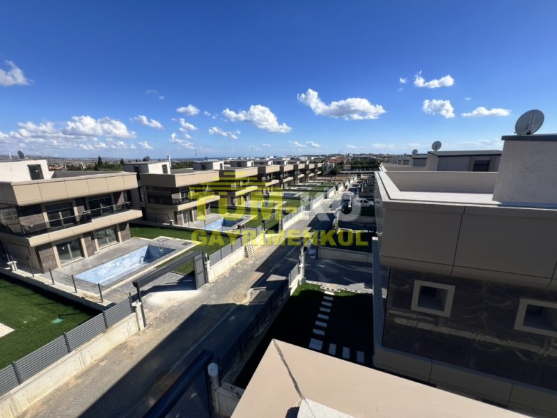 Silivri Kavaklı Aliya Konaklarında KİRALIK villa