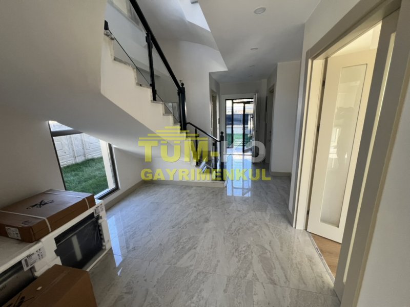 Silivri Kavaklı Aliya Konaklarında KİRALIK villa