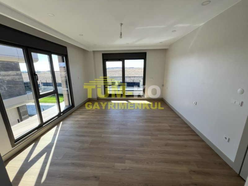 Silivri Kavaklı Aliya Konaklarında KİRALIK villa