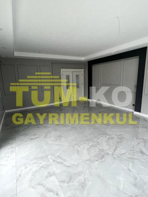 Silivri Kavaklı'da Kiralık Havuzlu villa