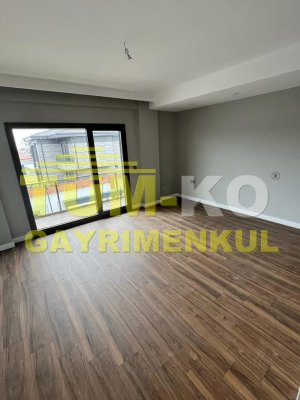 Silivri Kavaklı'da Kiralık Havuzlu villa
