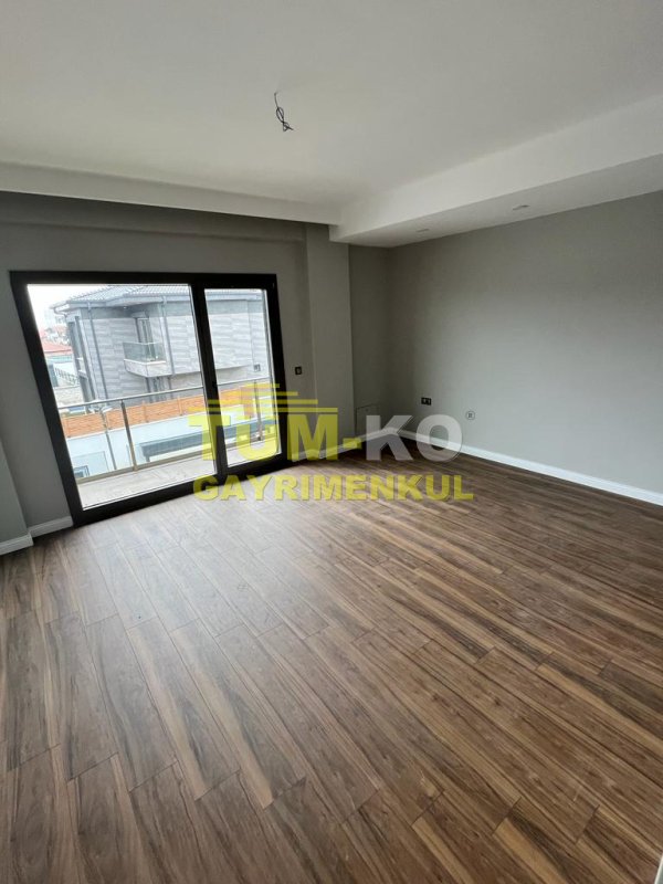 Silivri Kavaklı'da Kiralık Havuzlu villa