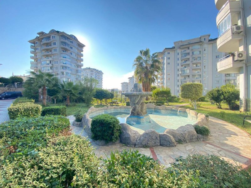 Türkiye Vatandaşlığı için uygun taşınmaz. 6+2/310m2