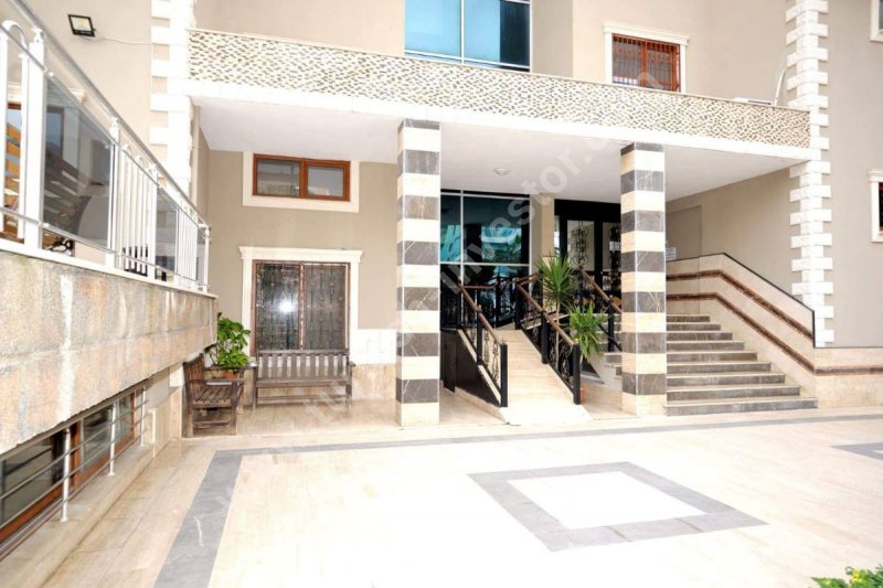 Atlas 2. Satılık geniş daire. 3+1/178m2