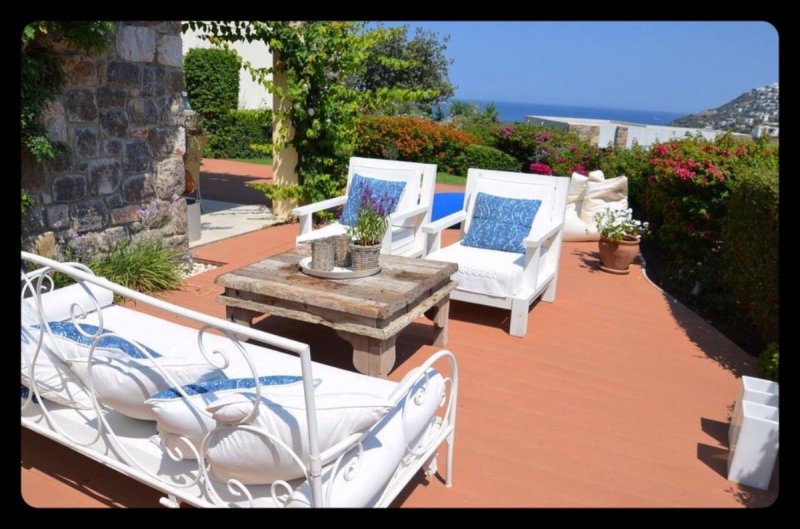 Bodrum Gumusluk De Deniz Manzarali Aylik Kiralik Yazlik Bodrum Nirvana Homes