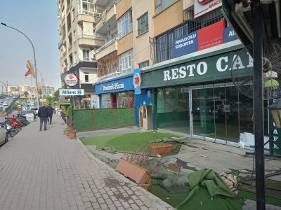 İPEKYOL'DA CADDE ÜSTÜ KİRALIK İŞYERİ (HALİLİYE) 