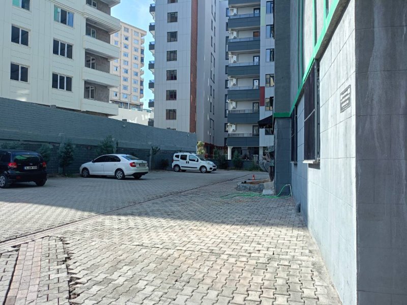 KARAKÖPRÜ DOĞUKENTTE 2+1 GİRİŞ KAT SATILIK DAİRE