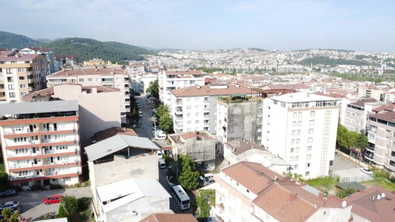 7D GAYRİMENKULDEN SATILIK HÜDAVENDİGAR DA  3 CEPHELİ  KÖŞEBAŞI 5 KATLI MÜSTAKİL  EV