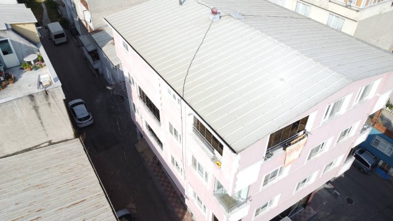 7D GAYRİMENKULDEN SATILIK HÜDAVENDİGAR DA  3 CEPHELİ  KÖŞEBAŞI 5 KATLI MÜSTAKİL  EV