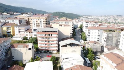 7D GAYRİMENKULDEN SATILIK HÜDAVENDİGAR DA  3 CEPHELİ  KÖŞEBAŞI 5 KATLI MÜSTAKİL  EV