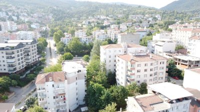 7D GAYRİMENKULDEN SATILIK HÜDAVENDİGAR DA  3 CEPHELİ  KÖŞEBAŞI 5 KATLI MÜSTAKİL  EV