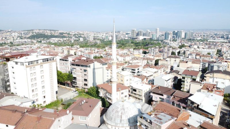 7D GAYRİMENKULDEN SATILIK HÜDAVENDİGAR DA  3 CEPHELİ  KÖŞEBAŞI 5 KATLI MÜSTAKİL  EV