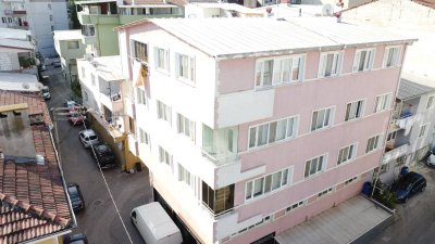 7D GAYRİMENKULDEN SATILIK 3 CEPHELİ KÖŞE BAŞI 5 KATLI BİNA 