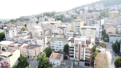 7D GAYRİMENKULDEN SATILIK 3 CEPHELİ KÖŞE BAŞI 5 KATLI BİNA 