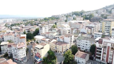 7D GAYRİMENKULDEN SATILIK 3 CEPHELİ KÖŞE BAŞI 5 KATLI BİNA 