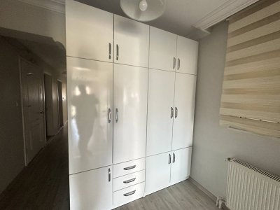 TAHSİN YAZICI MAH 135 M2 ÇİFT CEPHE DOĞALGAZLI KİRALIK DAİRE