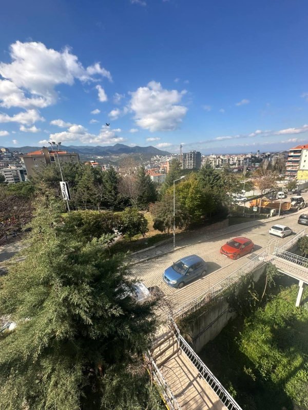 TAHSİN YAZICI MAH 135 M2 ÇİFT CEPHE DOĞALGAZLI KİRALIK DAİRE