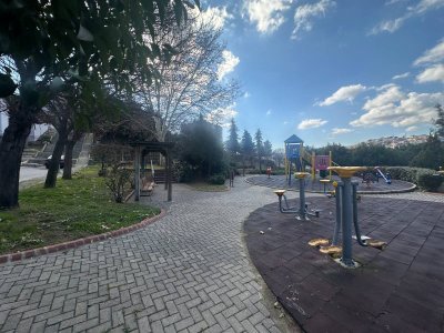 TAHSİN YAZICI MAH 135 M2 ÇİFT CEPHE DOĞALGAZLI KİRALIK DAİRE