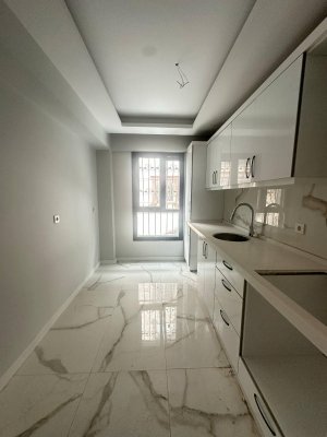 KARABAĞLAR YUNUS EMRE MAH 2+1 KİRALIK SIFIR DAİRE 