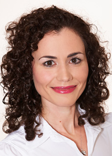 https://s3-eu-west-1.amazonaws.com/download.imedo.de/arzt_Profile/Guendogan_Cueneyt/Profilbild%20Chovolou.jpg