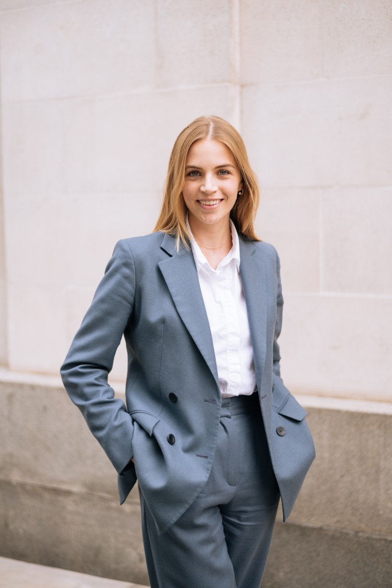 Headshots photo by Splento photographer Irina