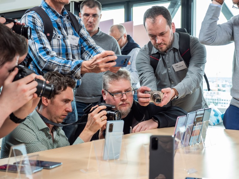 Launch Party photo by Splento photographer Linus