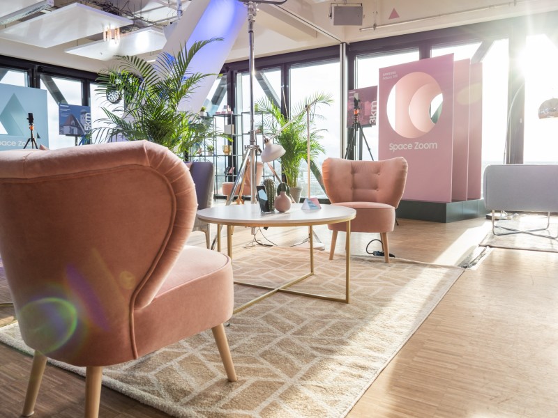 Launch Party photo by Splento photographer Linus