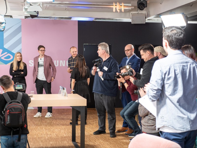 Launch Party photo by Splento photographer Linus