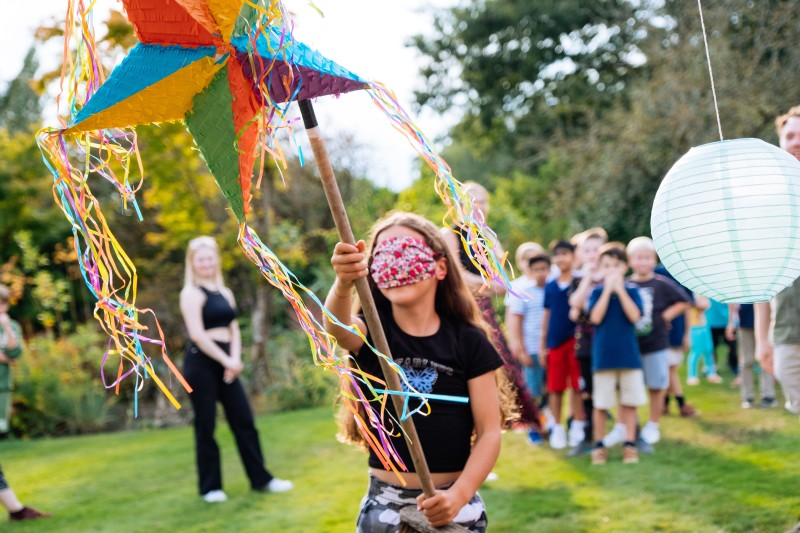 Party photo by Splento photographer Julia